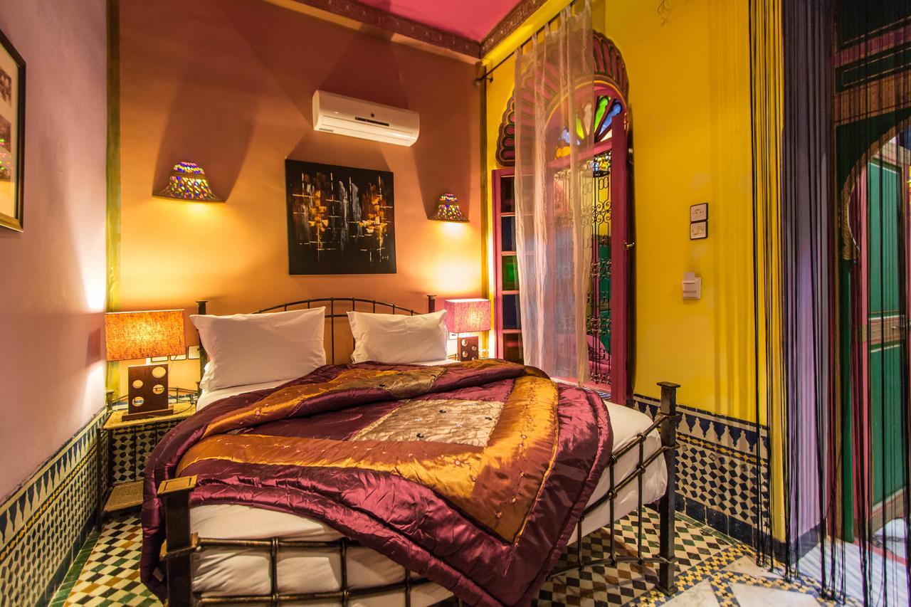 Riad Haj Palace & Spa Fez Exterior photo A bedroom in the Riad