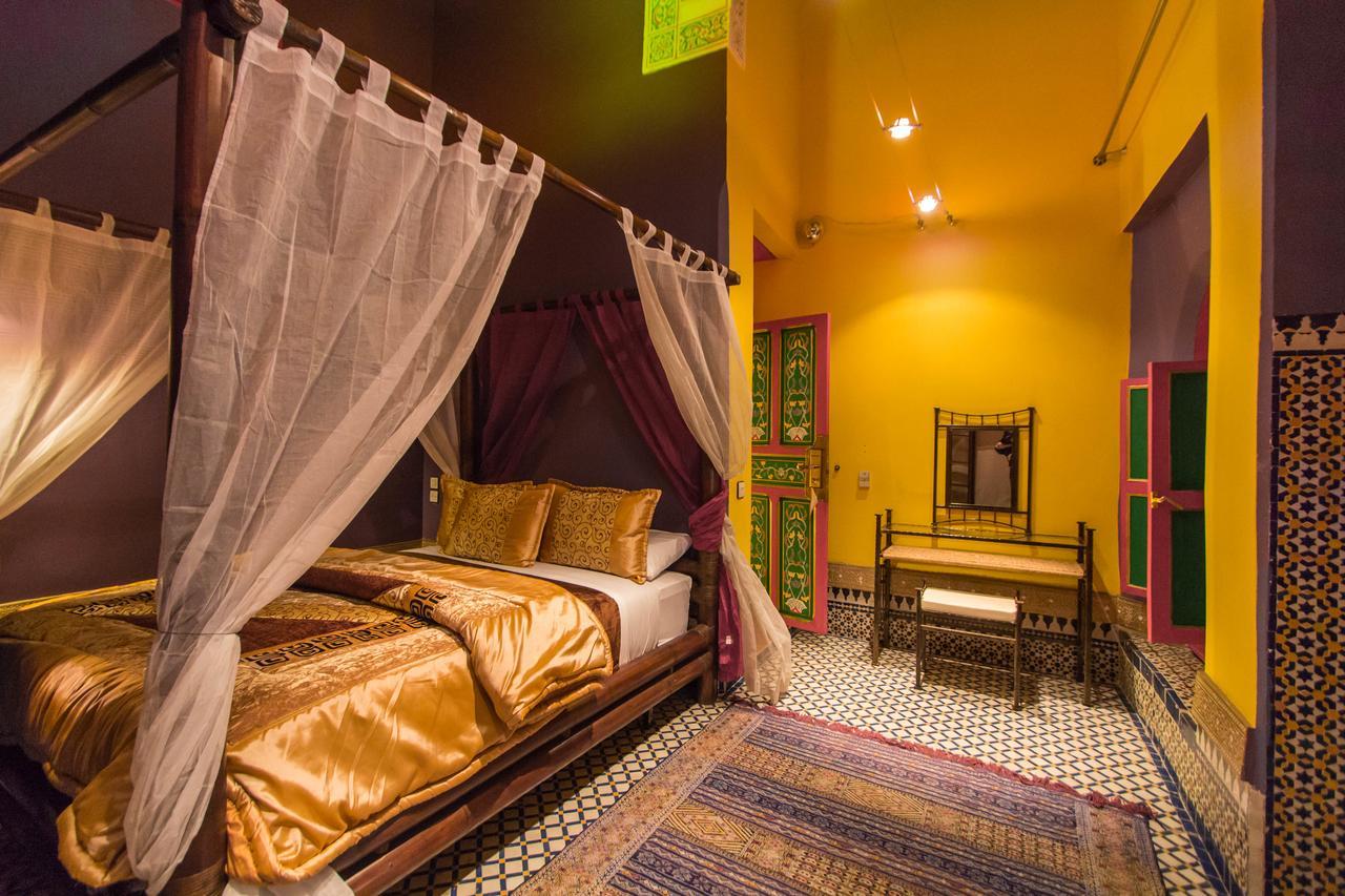 Riad Haj Palace & Spa Fez Exterior photo A bedroom at the hotel