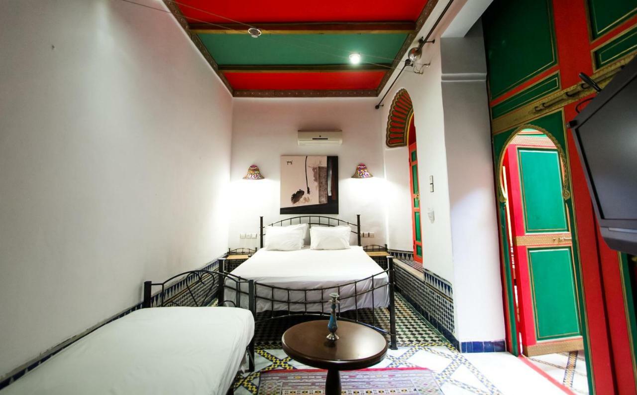 Riad Haj Palace & Spa Fez Exterior photo A room at the hotel